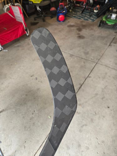 Senior CCM Vizion Left Hand Hockey Stick P29+1/4 (Used)