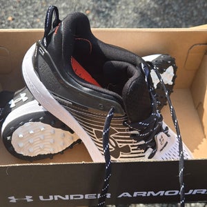 Under Armour Yard Turf 2.0 black/white (New w/box)