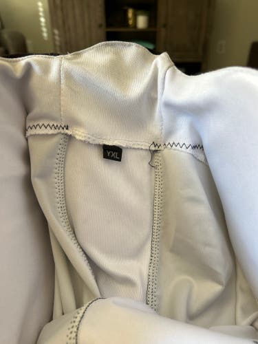 Black youth Large/Extra Large game Pants (Used)