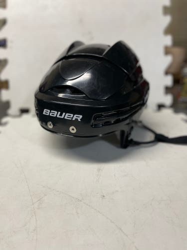 Medium Bauer BHH5100M Helmet (Used)