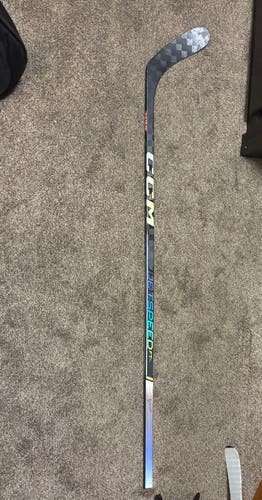 Senior CCM Jetspeed FT6 Pro Right Handed Hockey Stick P28 (Used)