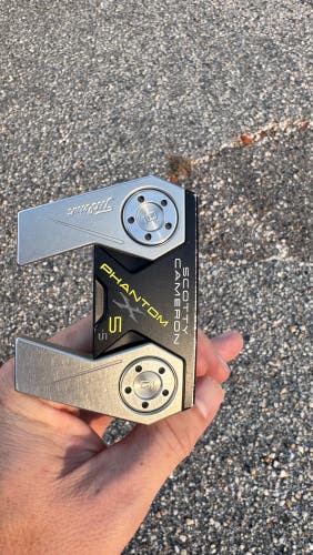 Scotty Cameron Phantom X 5.5 Mallet Right Handed Putter Uniflex 35" (Used)