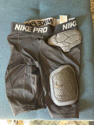 Small Youth Nike (Used)