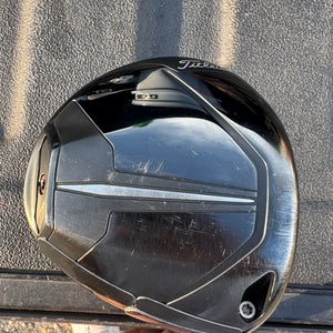 Titleist TSR2 Right Handed Driver Stiff Flex 8 Loft - Project X HZRDUS shaft