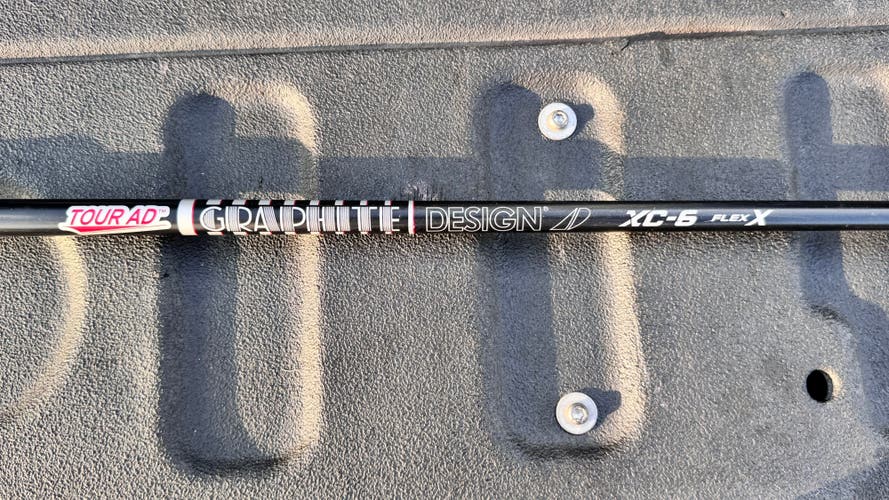 Graphite Design Tour AD-XC 6 shaft w/ Titleist adapter