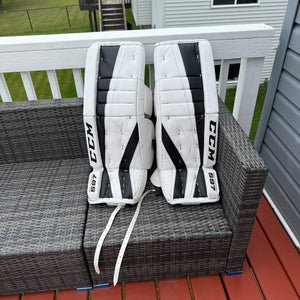 30" CCM Revolution 597 Goalie Leg Pads (Used)