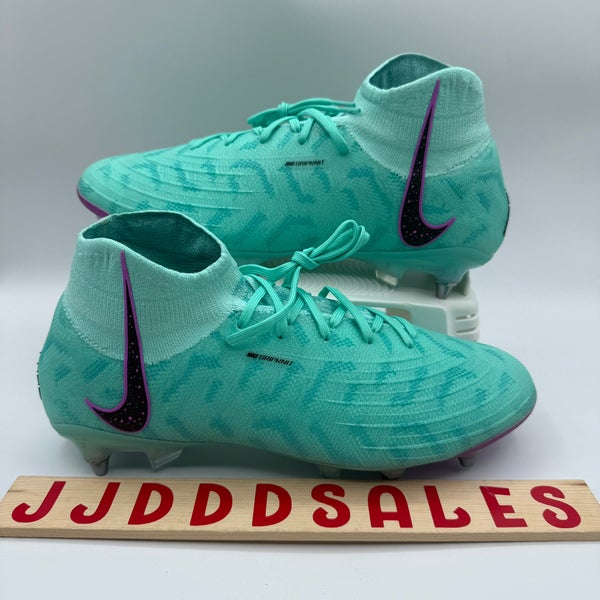 Nike Phantom Luna Elite SG-Pro AC Soccer Cleats FN8450-300 Women's Size 10.5 NEW

New Without Box