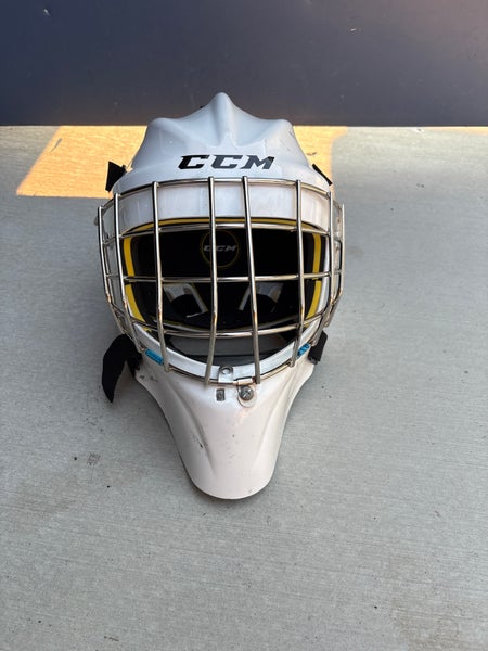 Senior Large CCM Axis 1.5 Goalie Mask (Used)