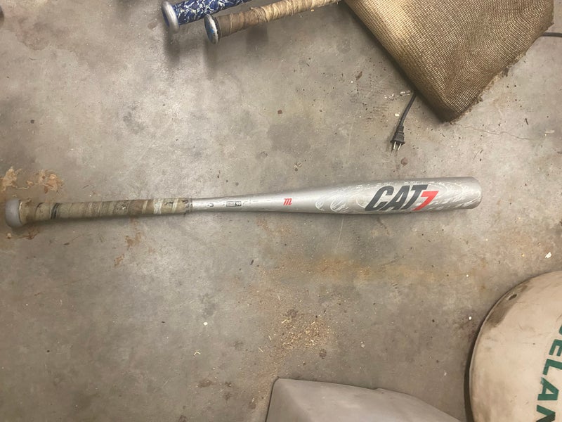 2017 Marucci CAT7 Alloy BBCOR Certified Bat (-3) 30 oz 33" (Used)