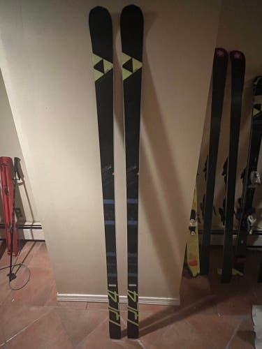 Fischer World Cup "Good ski" Skis model 535 - GS 188 cm Skis