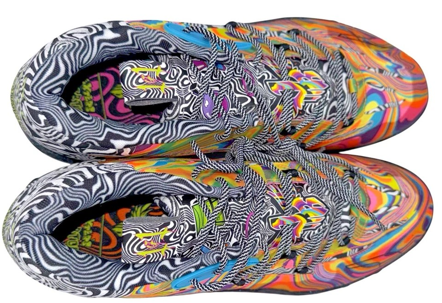 Puma LaMelo Ball MB.03 Dexters Laboratory Size 16 Multi  display picture 3