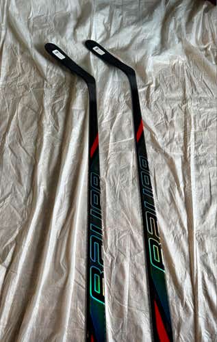 Bundle 2 X Bauer NEXUS TRACER Hockey Stick | 77 Flex P92 Curve | Senior Left Hand (Red)