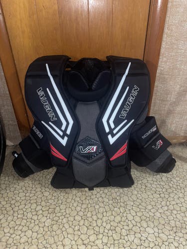 Large 2025 Vaughn Ventus SLR Pro Carbon Goalie Chest Protector (New)
