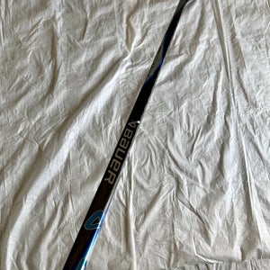 Bauer VAPOR FLYLITE Hockey Stick | 87 Flex P92 Curve | Senior Right Hand (Blue)