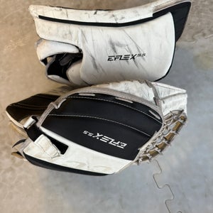 CCM Extreme Flex E5.5 Regular (Used)