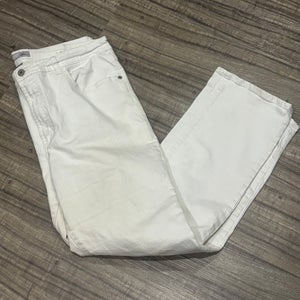 Chico’s Platinum Abalone RG Jeans Women’s Size 3 Inseam 29” White