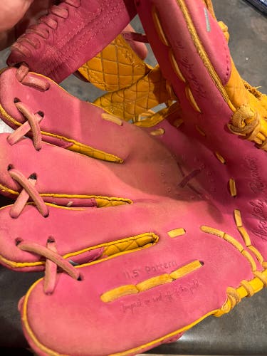 2024 LH Pitcher's Baseball Glove 11.5" (Used)