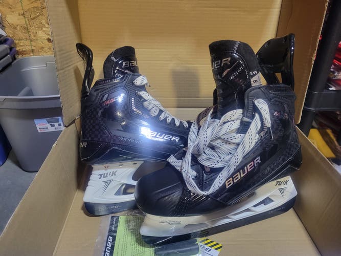 2025 Bauer Supreme Mach Hockey Skates Wide Width 8 (New)