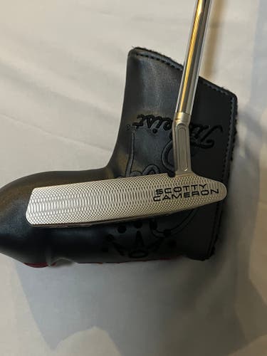Scotty Cameron Special Select Newport 2.5 Right Handed Putter 34" (New)
