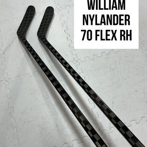 Senior(2x)Right Willy Nylander 70 Flex ProBlackStock™ Toe Pattern Unbranded Pro Stock Hockey Stick