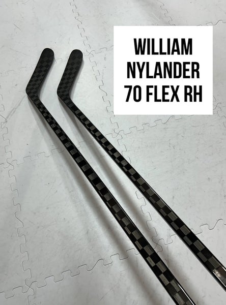 Senior(2x)Right Willy Nylander 77 Flex ProBlackStock™ Toe Pattern Unbranded Pro Stock Hockey Stick