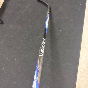 NEW Senior Bauer Vapor FlyLite RH Hockey Stick P28