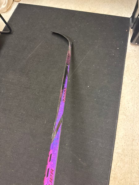 NEW Senior Bauer Purple Twitch RH Hockey Stick P92