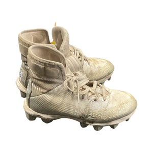 Used Under Armour Jr FB Cleats White Junior 03.5 11859-S000024114