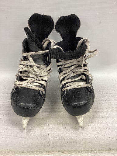 Used Bauer SUPREME ONE 05 Junior Hockey Skate Junior 02 11851-S000037678