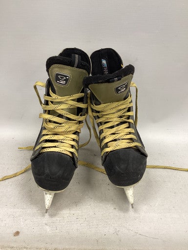 Used Nike QUEST 4 SKATES Junior Hockey Skate Junior 01.5 11851-S000037723