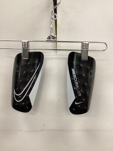 Used Nike MERCURIAL LITE Soccer Shin Guards Junior Black MD 11851-S000037791