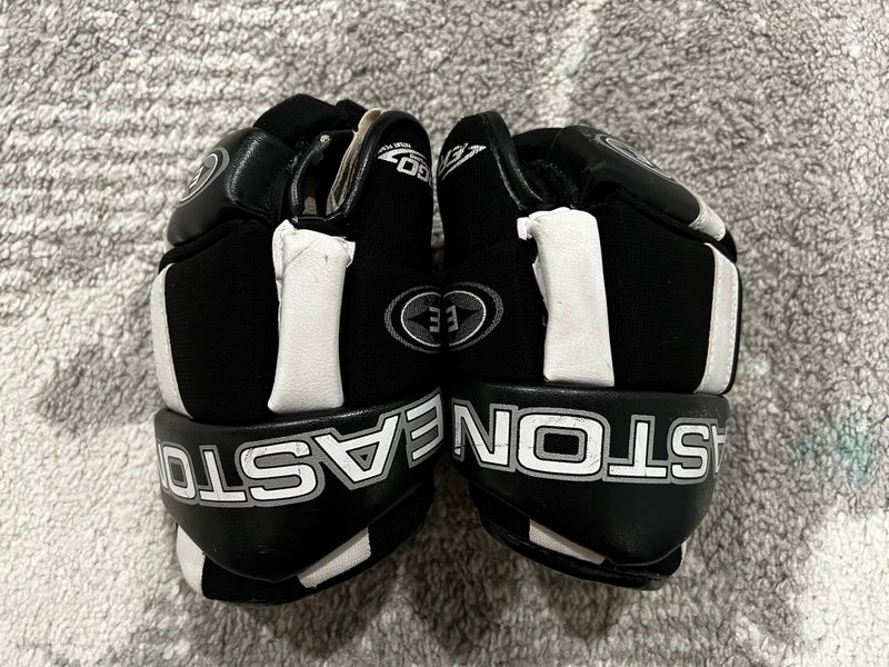 Easton Hockey Gloves 10"