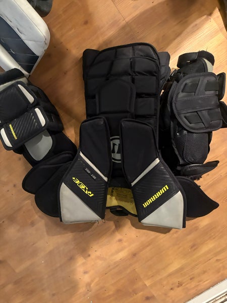 Large Warrior RX3E+ Goalie Chest Protector (Used)