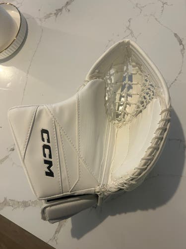 CCM Axis 2 Regular (New)