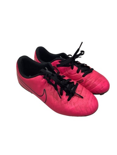 Used Nike Soccer Cleats Pink Junior 04.5 11347-S000255332