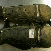 Used Champro CG100 OPTIMUS MVP Catchers Leg Guards Black Youth 11868-S000065460