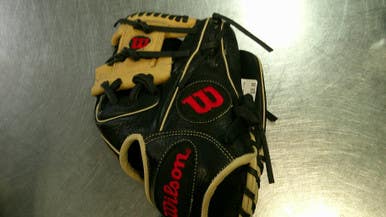 Used Wilson A700 BB/SB Glove RH Throw Black 11 1/2" 11868-S000065531