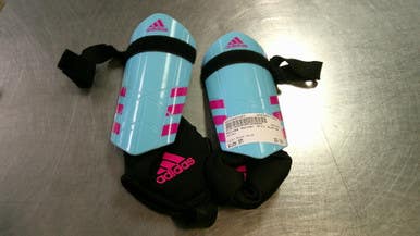 Used Adidas Soccer Shin Guards Youth Royal Blue SM 11868-S000065487