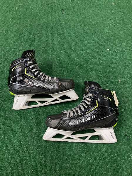Senior Bauer Pro Hockey Goalie Skates 8.5 (Used)