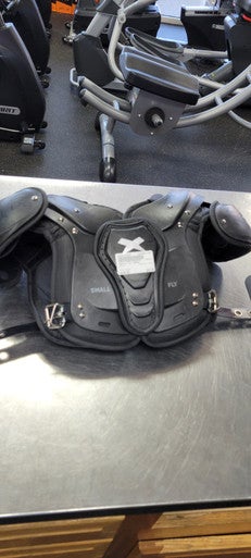 Used Xenith FLY SMALL FB Shoulder Pads Black SM 11497-S000152065