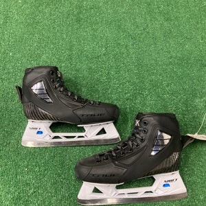 Intermediate True Custom Pro Hockey Goalie Skates Size 5 (Used)