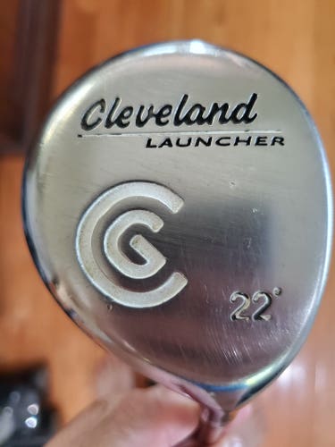 Men's Cleveland Launcher 22°