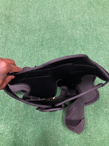 New Easton 55S Shoulder Pads | Senior Medium