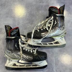 Senior Bauer Vapor Hyperlite Hockey Skates Regular Width 9 (Used)