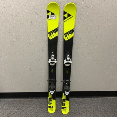 Used Fischer STUNNER Boys DH Ski/Binding Black And Yellow 111 cm 11855-S000190674