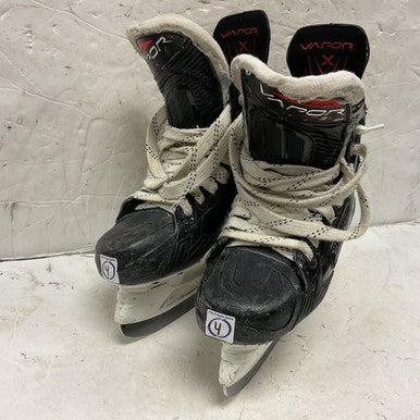 Used Bauer VAPOR 3X Intermediate Hockey Skate White/Black/Red Intermediate 4.0 11855-S000190648