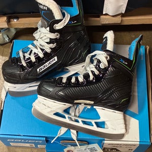 Youth Bauer XLP Hockey Skates Regular Width 11 (Used)