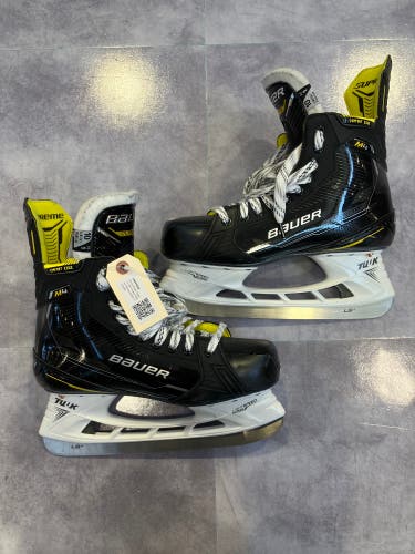 Senior Bauer Supreme M4 Hockey Skates Narrow Width 10 (Used)