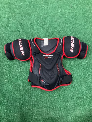 Small Senior Bauer Vapor X700 Shoulder Pads (Used)