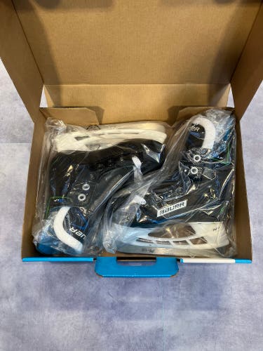 Youth Bauer XLP Hockey Skates Regular Width 11 (New)
